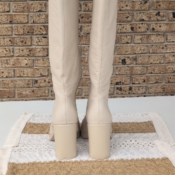 Naturalizer Cream Heeled Boots with Slouchy Design - Picture 5 of 7
